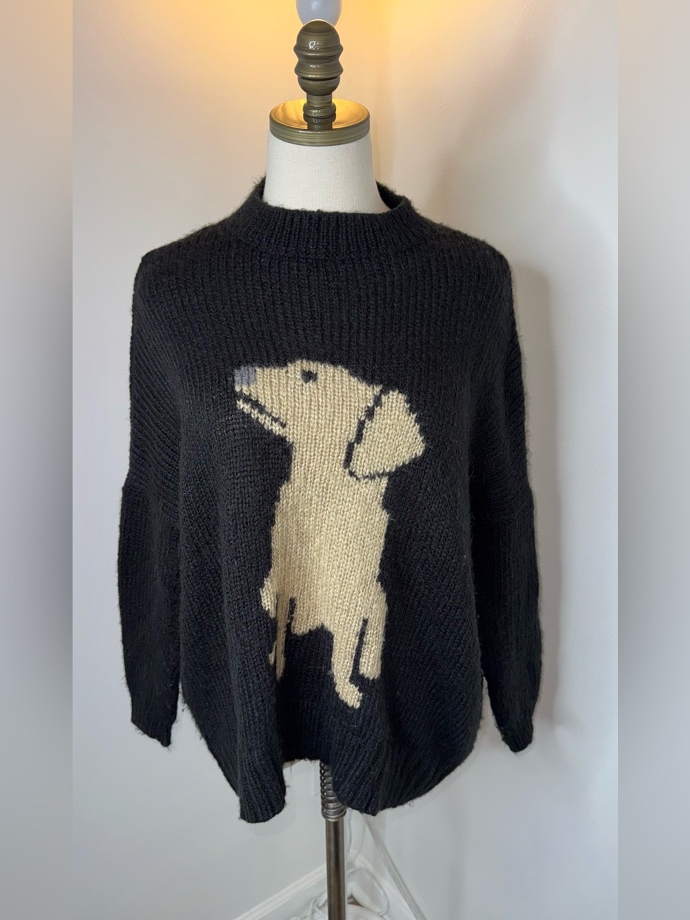 Wooden Ships Women’s XS Oversized Black Yellow Dog Pullover Crew Neck Sweater